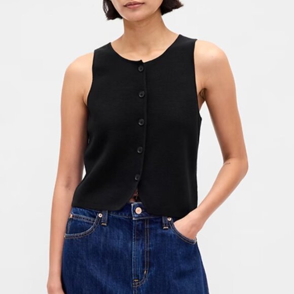 Gap Cashsoft Lightweight tailored Sweater Vest Size M NWT - Picture 1 of 6